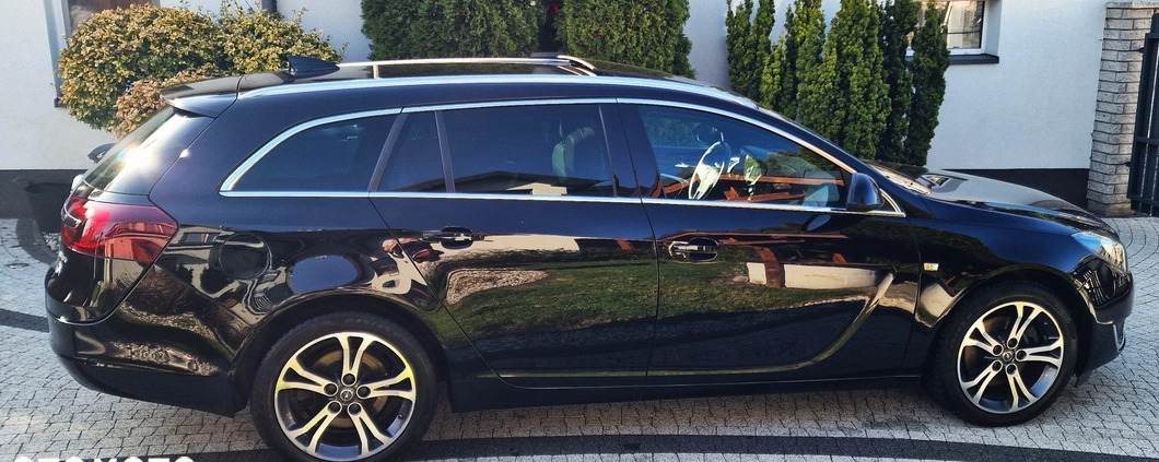 Opel Insignia cena 59900 przebieg: 127810, rok produkcji 2016 z Zgierz małe 529